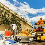 Bed & Breakfast Casa Isabella 4*