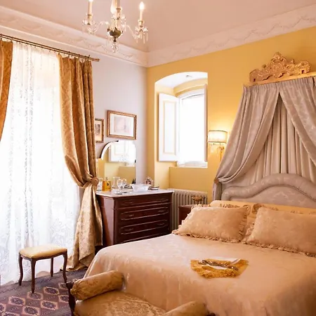 לינה וארוחת בוקר Casa Isabella רוקה סן ג'ובאני