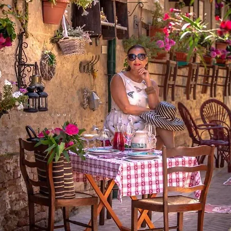 Nocleg ze śniadaniem Casa Isabella 4*