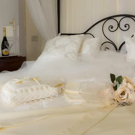 Casa Isabella Bed & Breakfast 4*