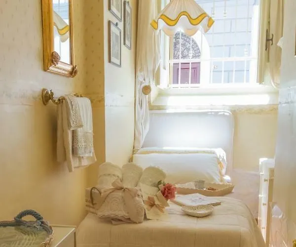 Casa Isabella Nocleg ze śniadaniem 4*